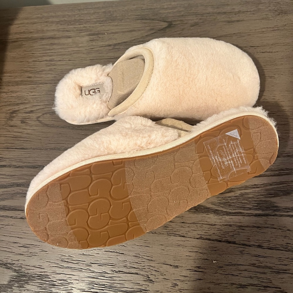 UGG FLUFFETTE 8